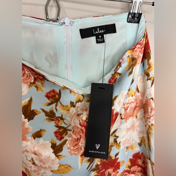 NWT - Lulu’s high-low, light blue with floral print maxi skirt. NEW! - Picture 8 of 11